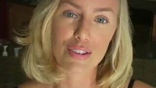 Nicole Aniston Pantyhose